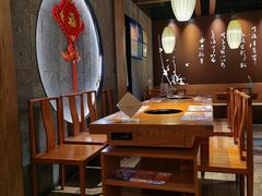 -呷哺呷哺(普陀乐购真北店)