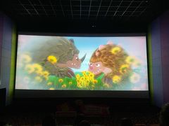 -完美世界影城(昆明翡翠湾店)