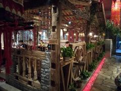 -老牌坊云南鱼豆花火锅(爱建店)