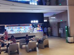 -涨巢·潮玩水疗局