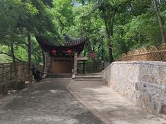 -灵岩山风景区
