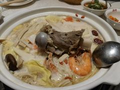 -三人行骨头王火锅(长寿店)