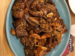 传统老爆三-陈傻子餐厅(世纪都会店)