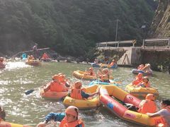 -安吉龙王山峡谷漂流