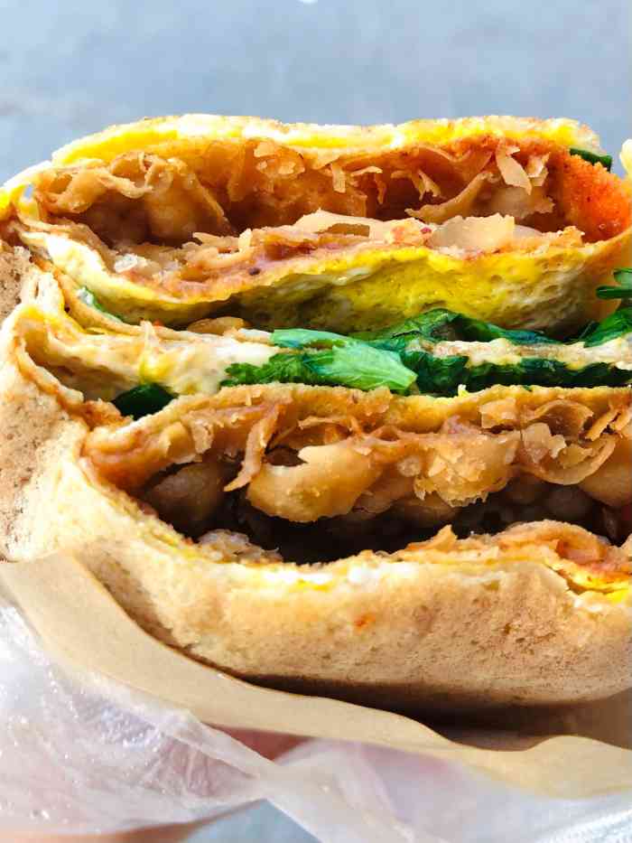 西米煎饼(地铁f出口店)-"位置就在固戍地铁f出口!一个小小的门面,.