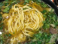 -杨记清芳牛肉拉面(宝龙广场店)