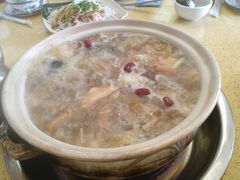 -东巴谷野生菌火锅餐厅