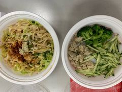 现扯油泼面-真老陕(富达大厦店)