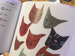 -新华里咖啡书吧(新华书店小寨店)
