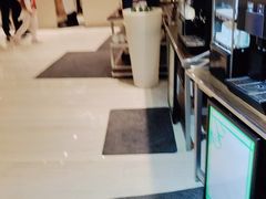 -元素自助餐厅·生蚝·海鲜·刺身(萝岗汇华希尔顿逸林酒店)