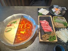 -湊湊火锅·茶憩(世博大道店)