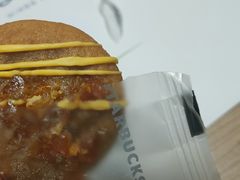 -星巴克臻选(莘庄仲盛店)