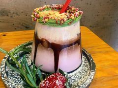 花环-BE NORMAL CAFE(霞溪路店)