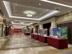 -龙熙温泉度假酒店宴会厅