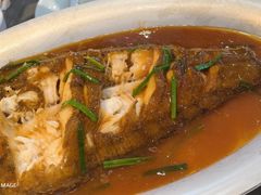 -鑫渔港海鲜本地菜·山海关浑锅(东戴河店)