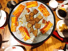 招牌湘村黑猪五花肉-么肆烤肉(汉街形象店)