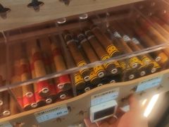 -海烟烟行(安远路店)