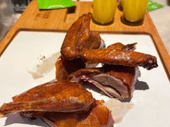 红烧乳鸽-汤城小厨(西直门凯德MALL店)
