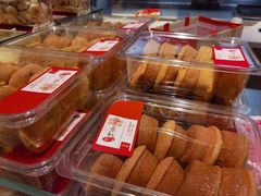 -家乐福(四元桥购物中心店)
