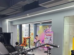 -超鹿运动(五四路恒力城店)