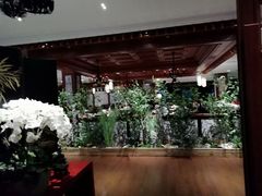 景观位-八府香鸭·啫啫煲(华山路店)