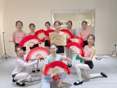-艺熠舞蹈口才主持表演艺术中心(爱琴海校区)
