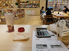 -漕河泾街道图书馆(漕河泾社区文化活动中心店)