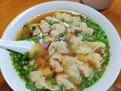 红汤鲜肉小馄饨-吴家馄饨