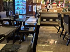 -大中华希尔顿酒店-念自助餐·嗨啤·小龙虾