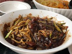 炸酱面-桃园中华料理炸酱面(燕儿岛路店)