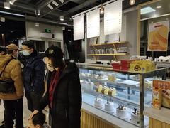 -焙丽拾光(麦凯乐直营店)
