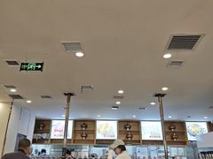 -楼外楼大刀肉传统火锅居(博学路店)