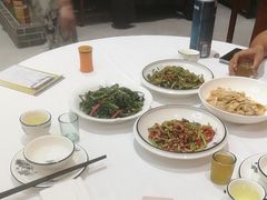 -新一家农家菜(华景新城店)