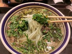 -云阿蛮云南生烫牛肉米线(奉贤路店)