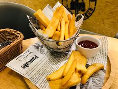 -LO CALCOW卡路力轻食主义餐厅(陆家嘴店)