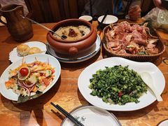 -老滇山寨•云南特色菜•地方菜•民族风情歌舞表演(金碧店)