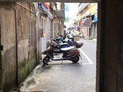 -张阿三馄饨店