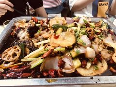 -万州烤鱼·干锅(九茹村店)