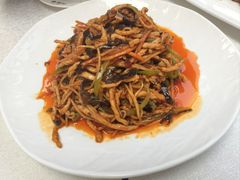 鱼香肉丝-卫鼎轩·家宴(水上公园店)
