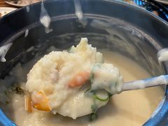 养生鲜奶煲蟹粥-百年银屏蚝烙·潮汕菜·非遗(乐山店)