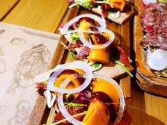 -Mark&Mars Restaurant