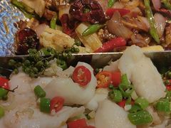 -小鱼小牛·鱼牛干锅·脆鱼火锅(世欧广场店)