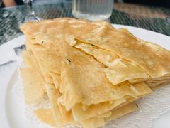 -皇马海口湾海景酒店(万绿园秀英港店)
