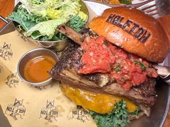 -半吨 Halfton&Friends(车公庙店)