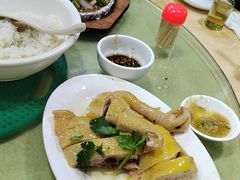 -强记湛江鸡饭店·二十七年老字号(拱北店)