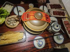 -沙胆彪炭炉牛杂煲(上海日月光广场店)