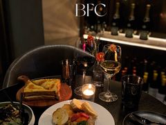 -wineapp葡萄酒餐吧(外滩金融中心店)