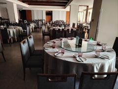 -静之湖湖畔餐厅