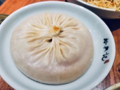 -裕兴记•蟹黄面馆(人民广场店)