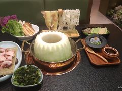 -得意咚瓜·顺德鱼生·冬瓜火锅(深圳首店)